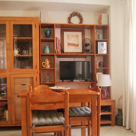 The Bougainvillea House Sými Luaran gambar